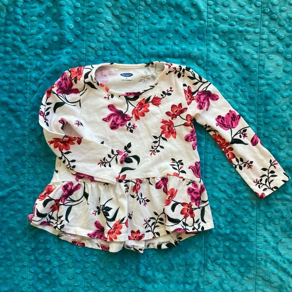 Toddler Girl 2T Spring Shirt Lot - Picture 4 of 4